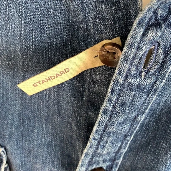 Good fellow & Co men’s denim button down shirt. - Picture 3 of 7